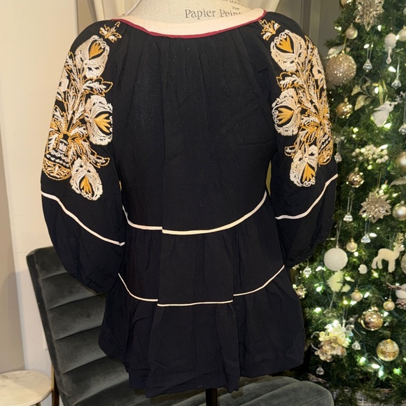 Entro Embroidered Black Women's Top yellow gold cream ivory design shirt Small - Picture 6 of 11